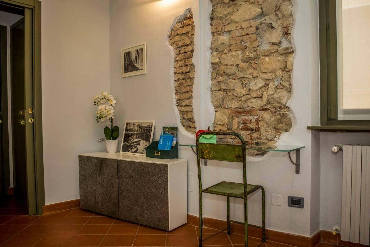 Goccia Di Lago Desenzano del Garda Exterior foto